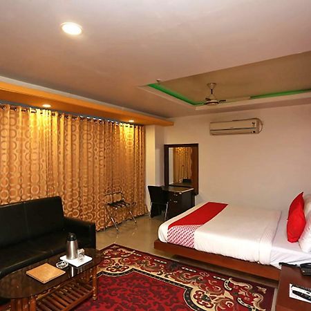 Oyo 38191 Dayal Residency Hotell Jajpur Exteriör bild