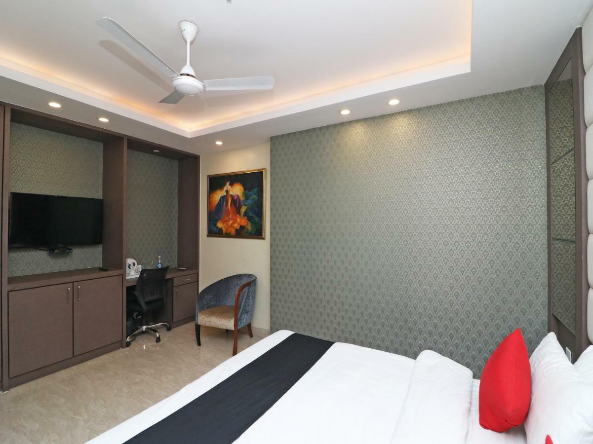 Oyo 38191 Dayal Residency Hotell Jajpur Exteriör bild