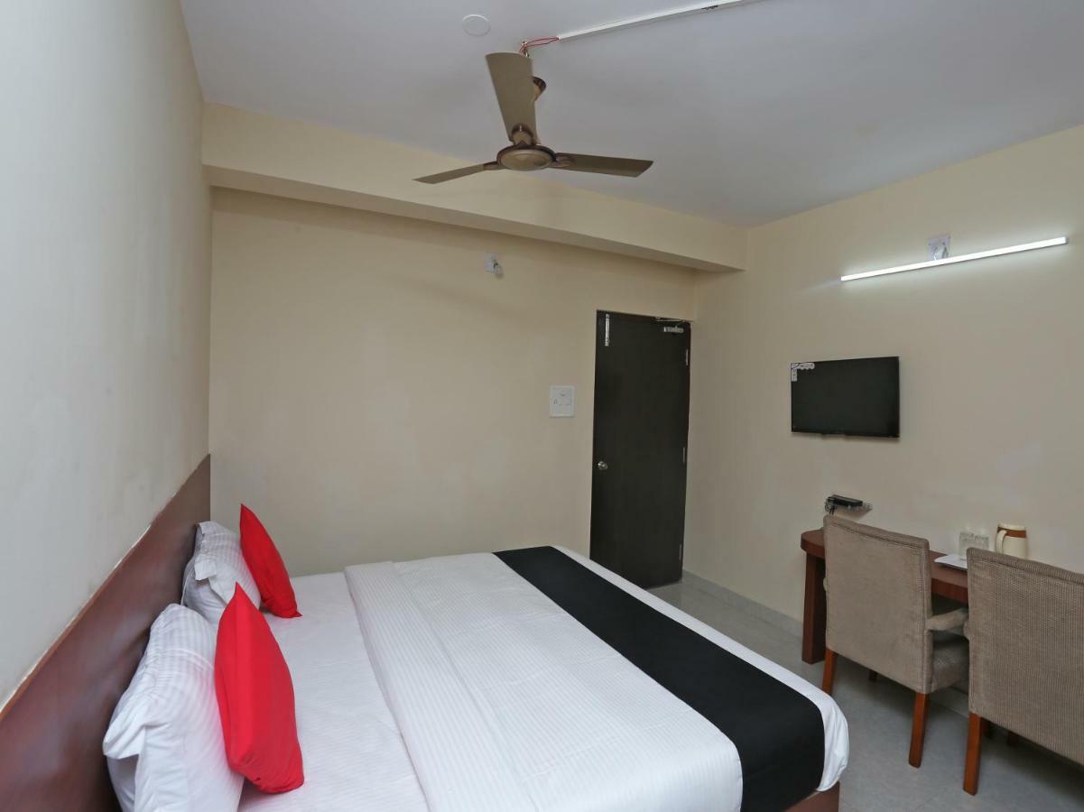 Oyo 38191 Dayal Residency Hotell Jajpur Exteriör bild